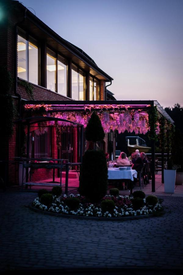 Hotel Duo Spa Janów Lubelski Esterno foto